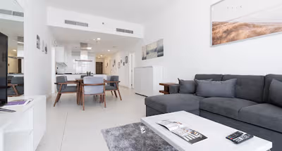 Serene Two Bedroom Near East Crescent Road