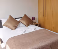 Fraser Apartment Twickenham