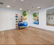 W Koenig Ln Serviced Apartments