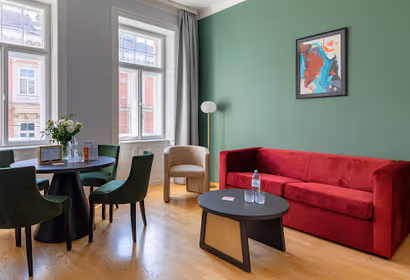 Strauss Serviced Apartments