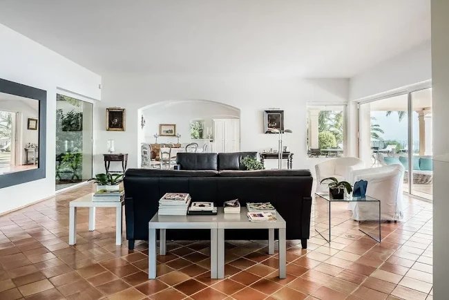 STUNNING VILLA IN GRIMAUD PANORAMIC SEAVIEWS