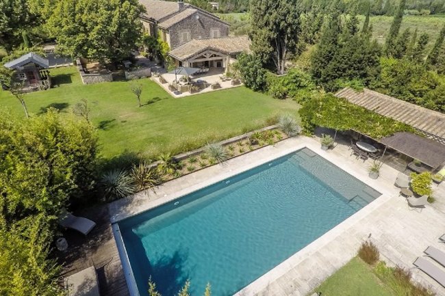 St Remy Provencal Villa With Mediterranean Essences