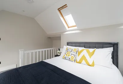 Cockfosters Apartments - Barnet (Near Picadilly Line)