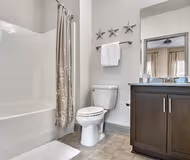 Eagle Road Service apartment