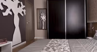 Cleves Cherkovna Apartments