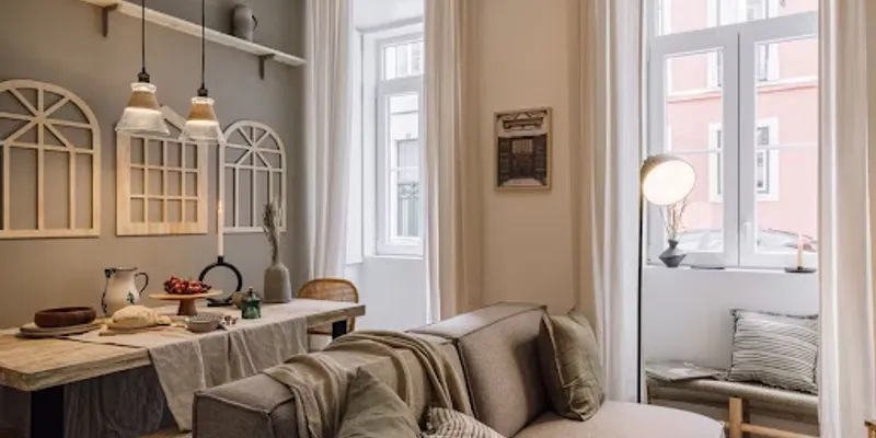 Breezes Serviced Apartments