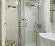 Bathroom at WR - Vauvenargues