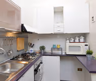 Cozy Oppio Serviced Apartment