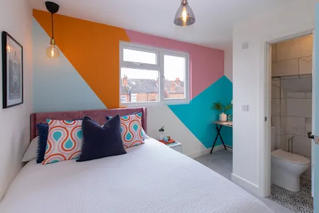 Coventry 5 bed 5 ensuite