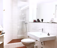 Josefstrasse Serviced Apartment