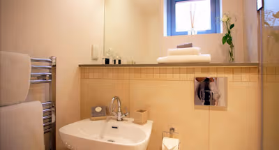 Bathroom at Pringle House