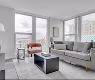 N Sheridan Rd Serviced Apartment