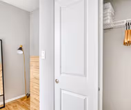 School St Serviced Apartment