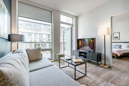 Leighton Street #617