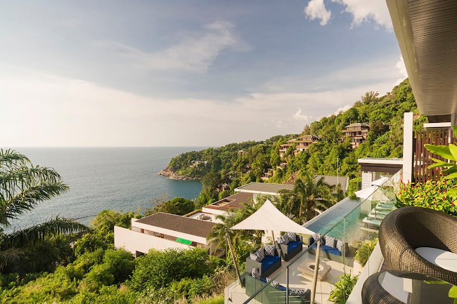 A Sophisticated Luxury Villa in Phuket