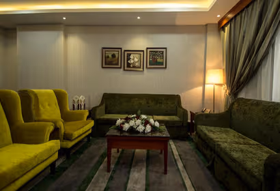 Al Manani Street Serviced Apartment