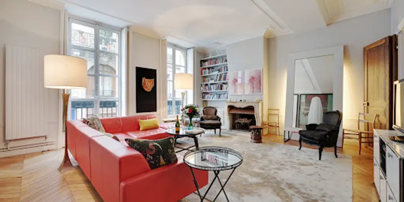 EXCLUSIVE 130SQM SAINT GERMAIN LUXURY - A FEW STEPS FROM THE SEINE
