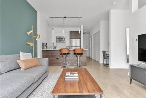 N Garland Ct Serviced Apartment
