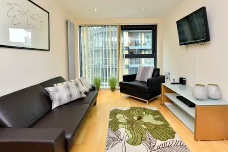 Living room at Canary Wharf apartment