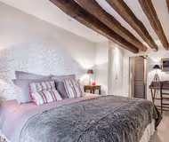 Saint Germain des Pres Apartment