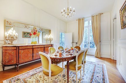 200M2 LUXURY IN AVENUE FRANKLIN D ROOSEVELT