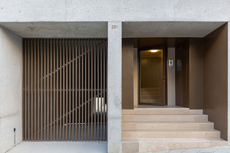 Entrance of Corporate Housing Campanhã 08