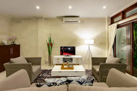 A Luxury Villa With a Tropical Twist