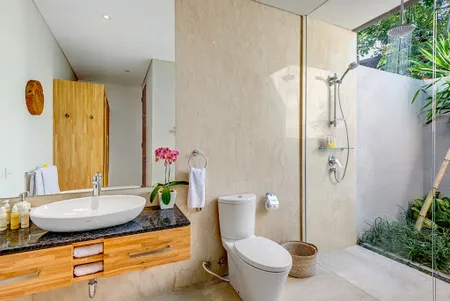 A Luxurious Aramanis Bamboo Villa