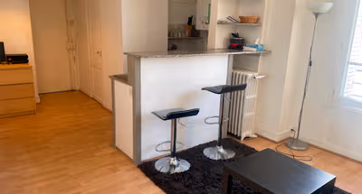 Rue Lekain Serviced Apartment