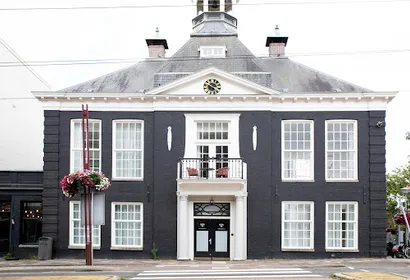 Middenweg Serviced Apartments