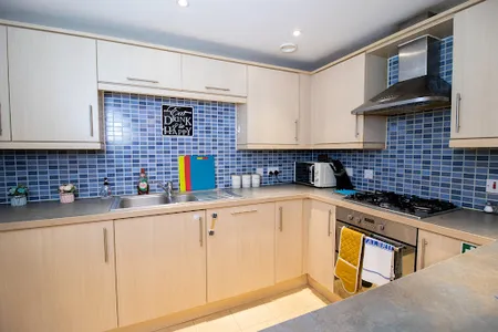 Brookvale Apartment