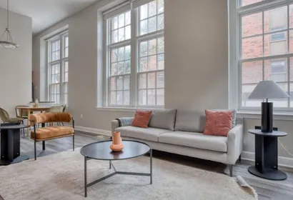 Harcourt St Servced Apartment