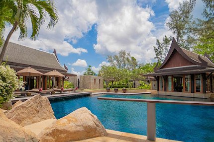 Traditional Design Villas In Kamala
