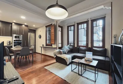 Siesta Serviced Apartment