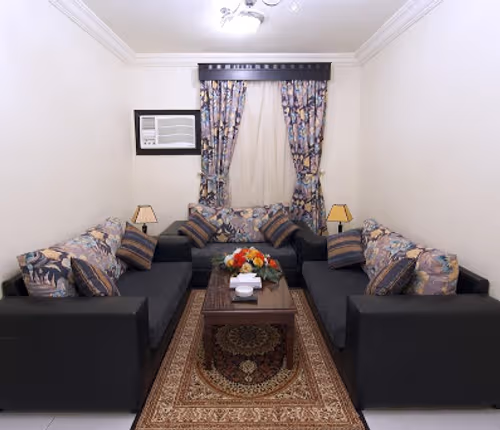 Hira Street Serviced Apartment