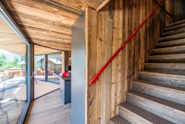 A PICTURE PERFECT ALPINE CHALET WITH UNIQUE INTERIOR IN MORZINE