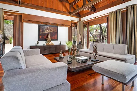 Traditional Design Villas In Kamala