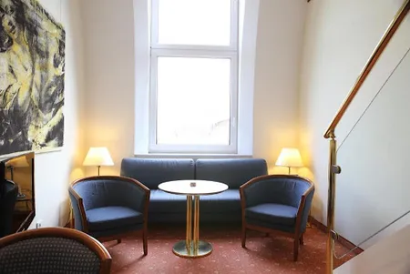 Rosstrasse Serviced Apartment