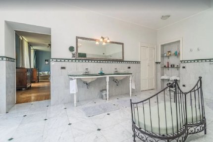 LAKE COMO HISTORIC LUXURY VILLA- 1200M2 OF PURE SPLEDOUR