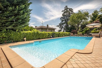 ALL-ENCOMPASSING LUXURY 600M2 VILLA WITH MAGICAL EXQUISITE VIEWS OF LAKEMAGGIORE