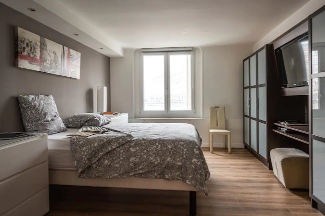 170M2 SMASHING LUXURY AT QUAI DES  GRAND AUGUSTINS
