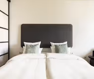 Nollendorfpl Deluxe Studio Apartments