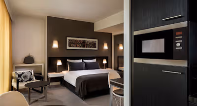 Spandauer Brucke Studio Premier Apartment