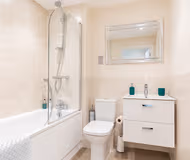 Luxury bathroom at Empire House