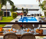 Luxury pool at Rua Travessa Pereira D'eça Street Apartment