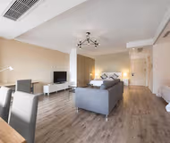 Natural Museum Station Apartments