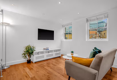 Artillery Lane Apartments by MySquare