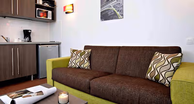 Cosy living area in Paris Asnieres-sur-Seine