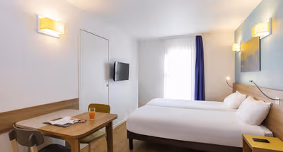 Bedroom at La Defense Charras - Champs Elysees