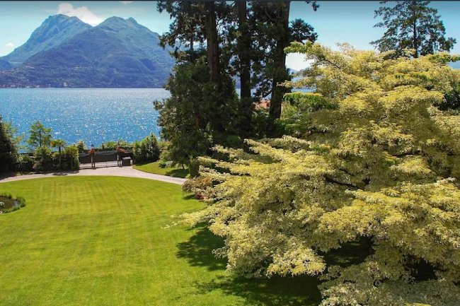 Solution FOR A Luxury Stay-13000 M2 Exotic Italian Lake Front Home IN Mennagio